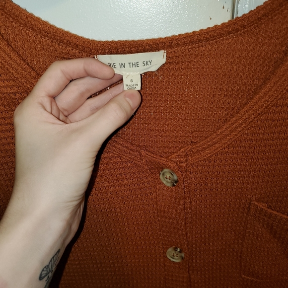 Burnt Orange Lace Sweater - Picture 3 of 3